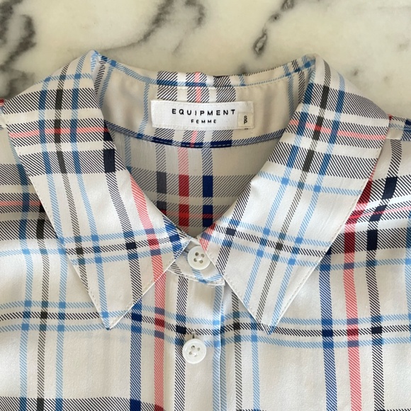 Equipment Plaid Button Down Tank - Picture 4 of 13